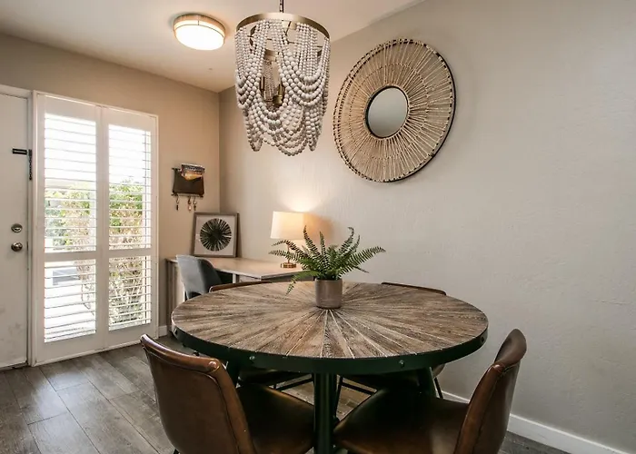 Ferienhaus Updated In A Old Town Location *