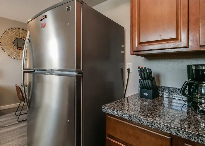Updated In A Old Town Location Scottsdale